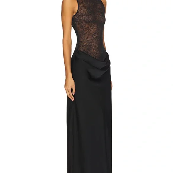 Betty Gown in Black
NBD - Picture 2 of 4